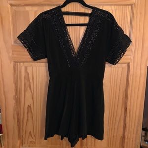 ✨Forever 21 black lace shorts romper